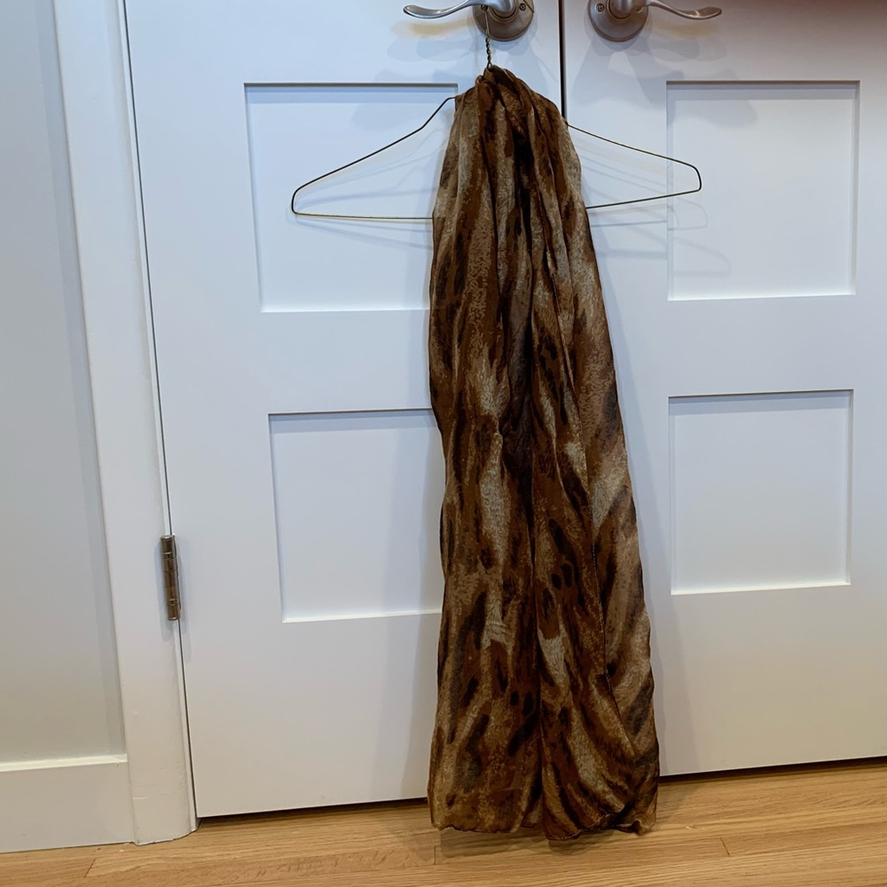 ☀️ADD ON EUC Lightweight Neutral Coloured Scarf